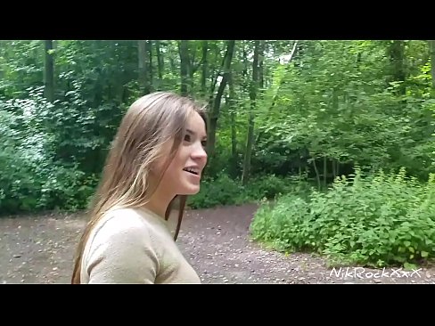 ❤️ エベリナに公共の場でのファックを提案した。彼女はイエスと言った。そして、私は彼女のお尻をファックし、彼女の口の中にザーメンを入れた。そして彼女は小便をした。 ️❌ ポルノビデオ ❌️